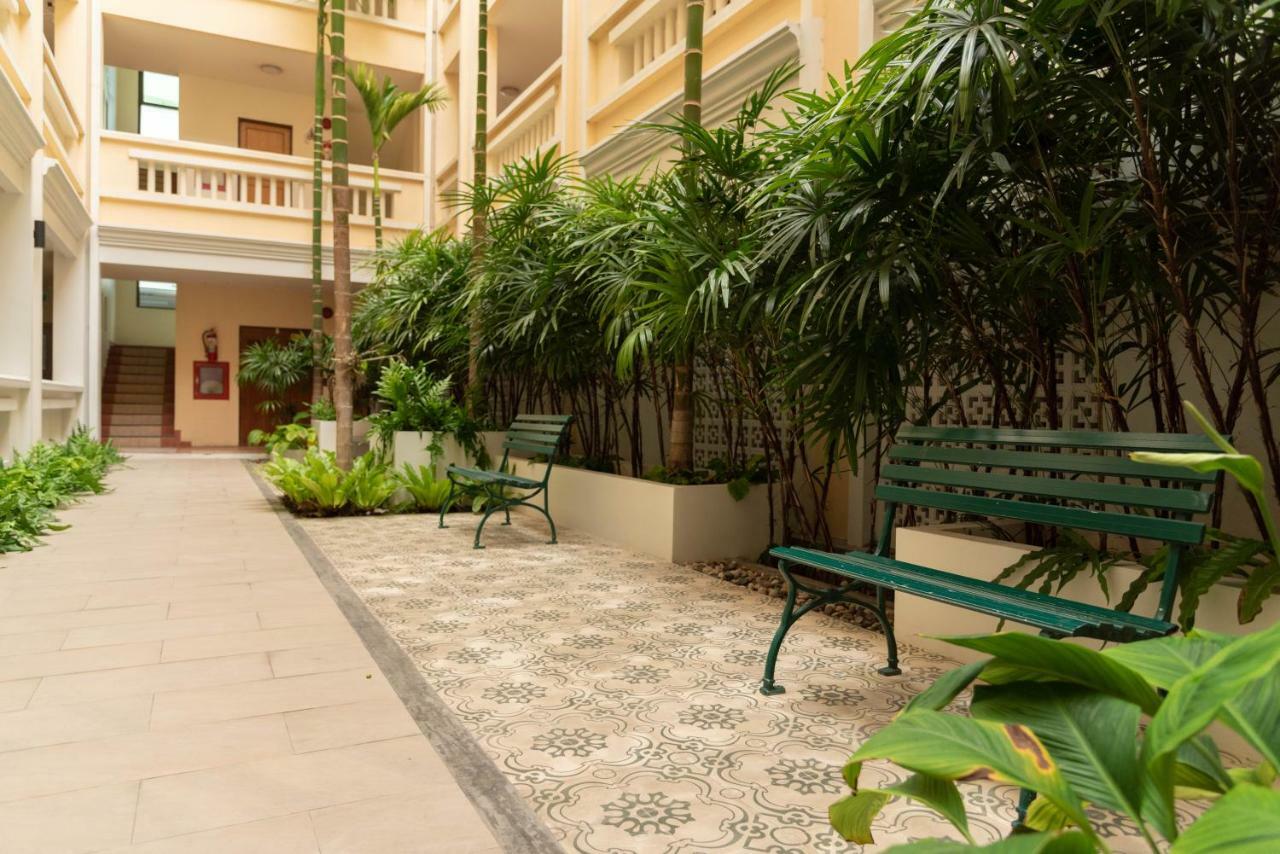 Park 38 Hotel - Sha Plus Phuket Esterno foto