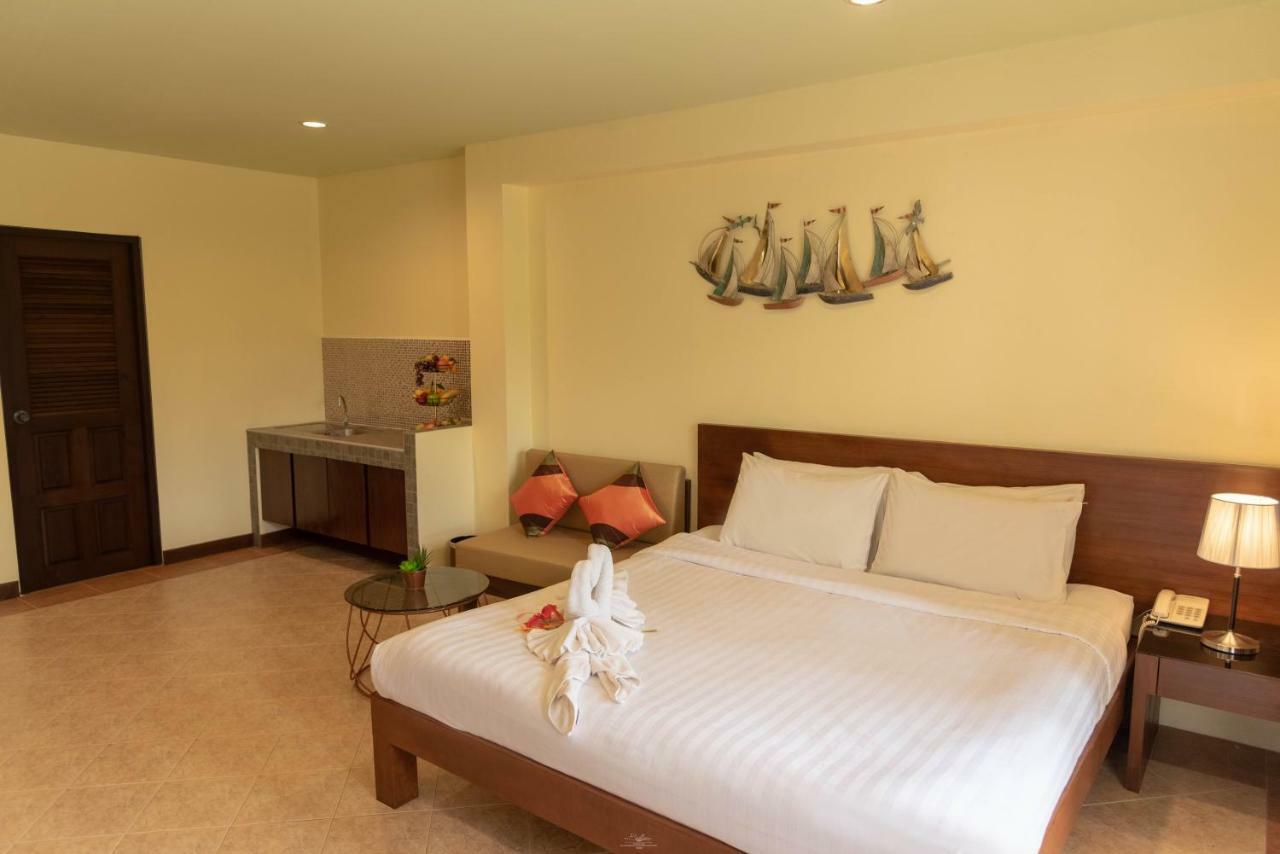 Park 38 Hotel - Sha Plus Phuket Esterno foto